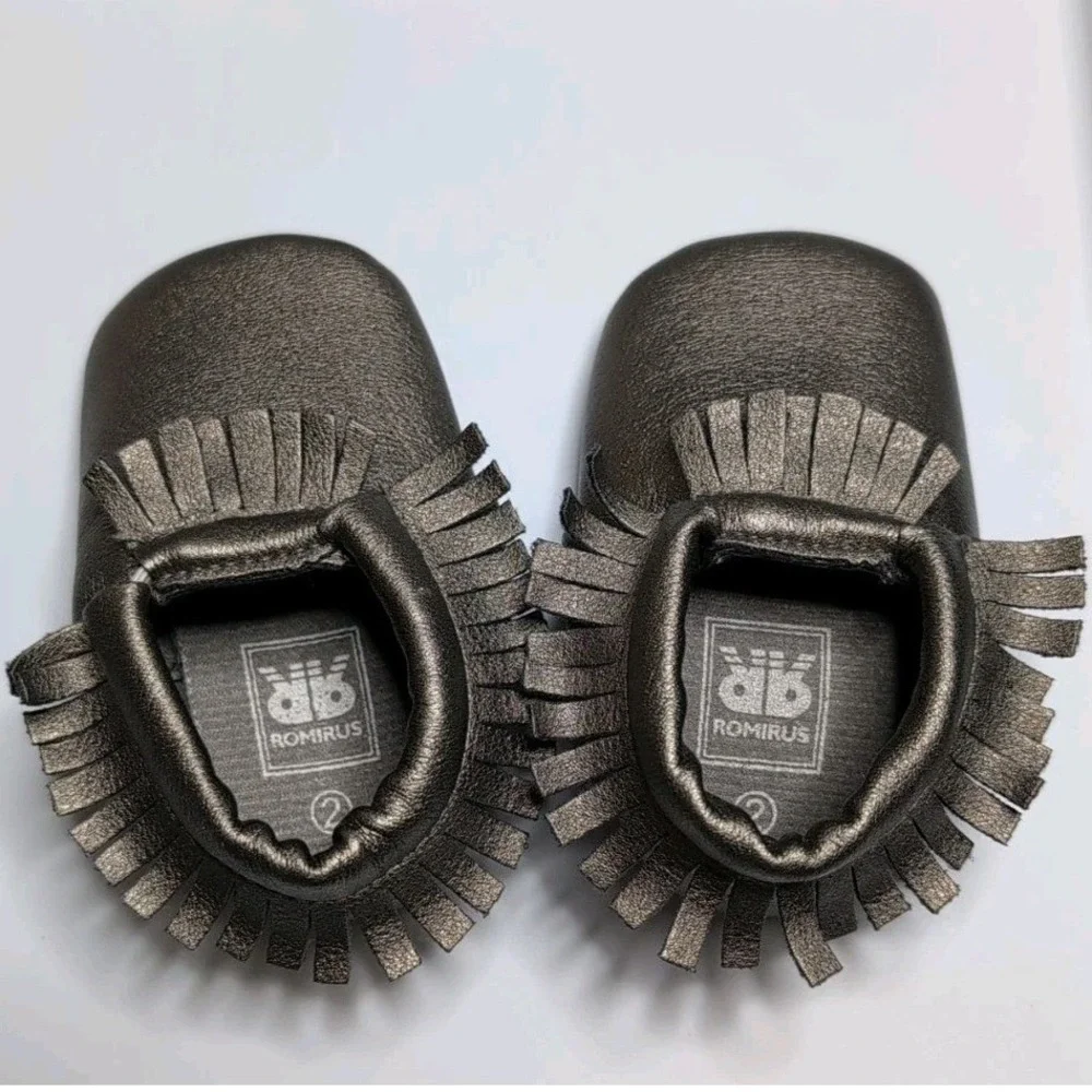 Romirus Baby Moccasins Soft Sole Fringe Bronze Size 2‎ Infant Metallic Boho Mocs